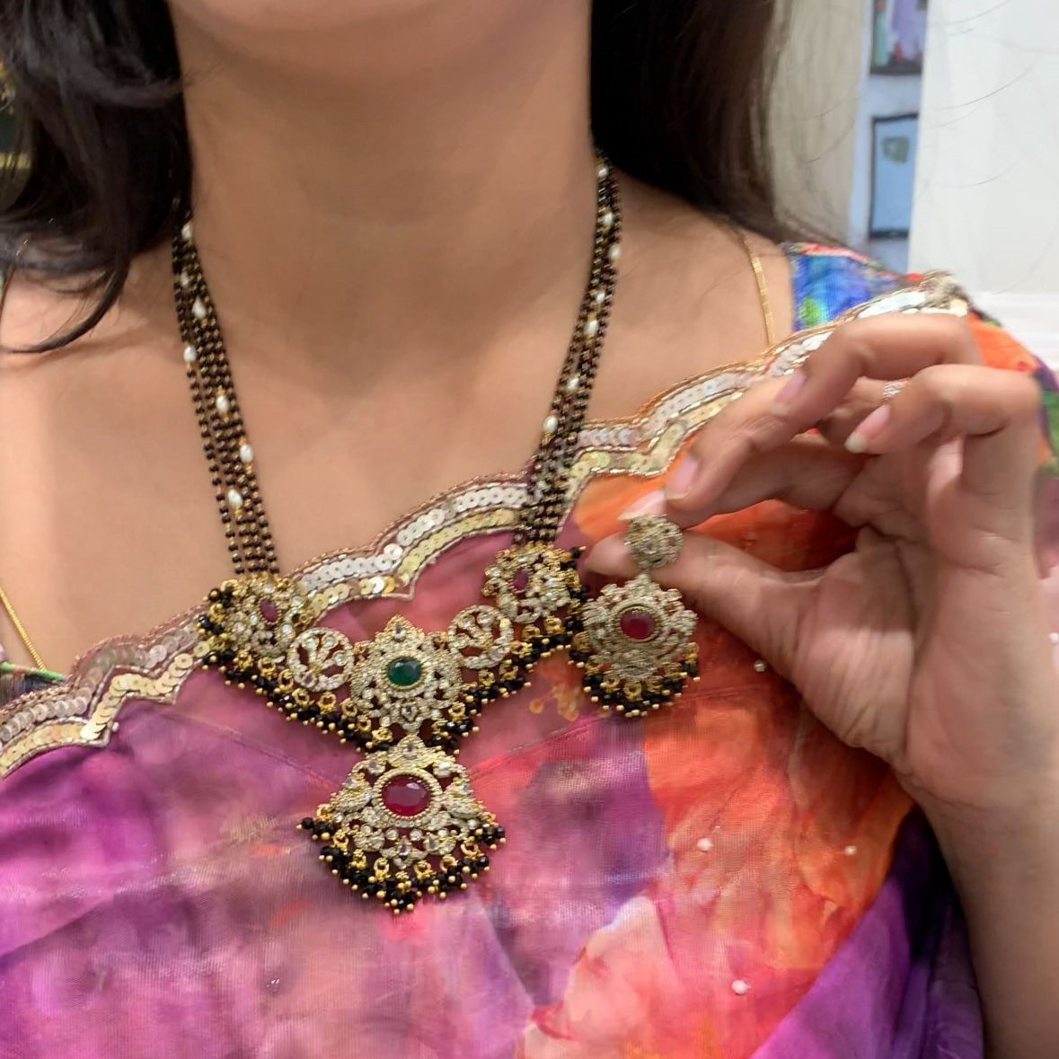 SHORT MANGALSUTRA