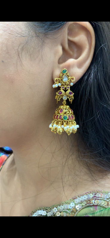 Jhumkas