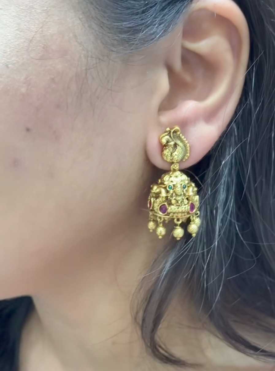 Jhumkas
