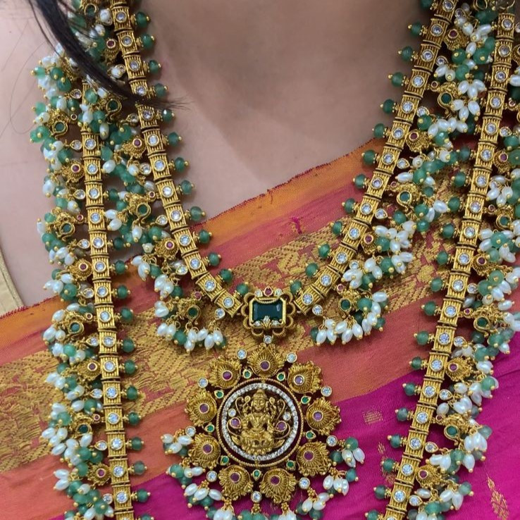 CHANGEBLE  SHORT NECKLACE