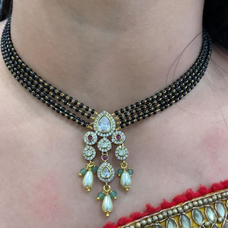 SHORT MANGALSUTRA